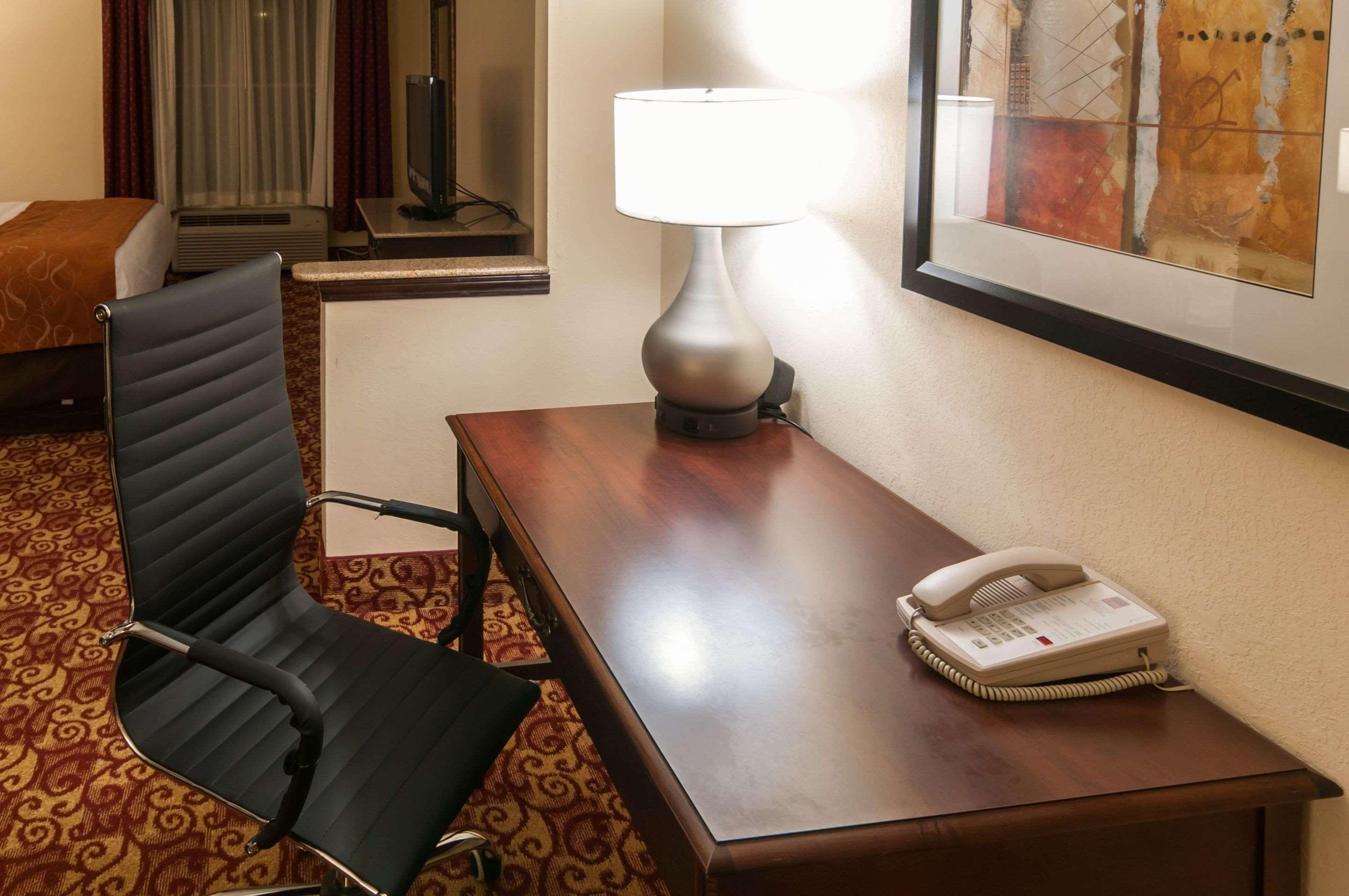 Comfort Suites מילדג'וויל מראה חיצוני תמונה